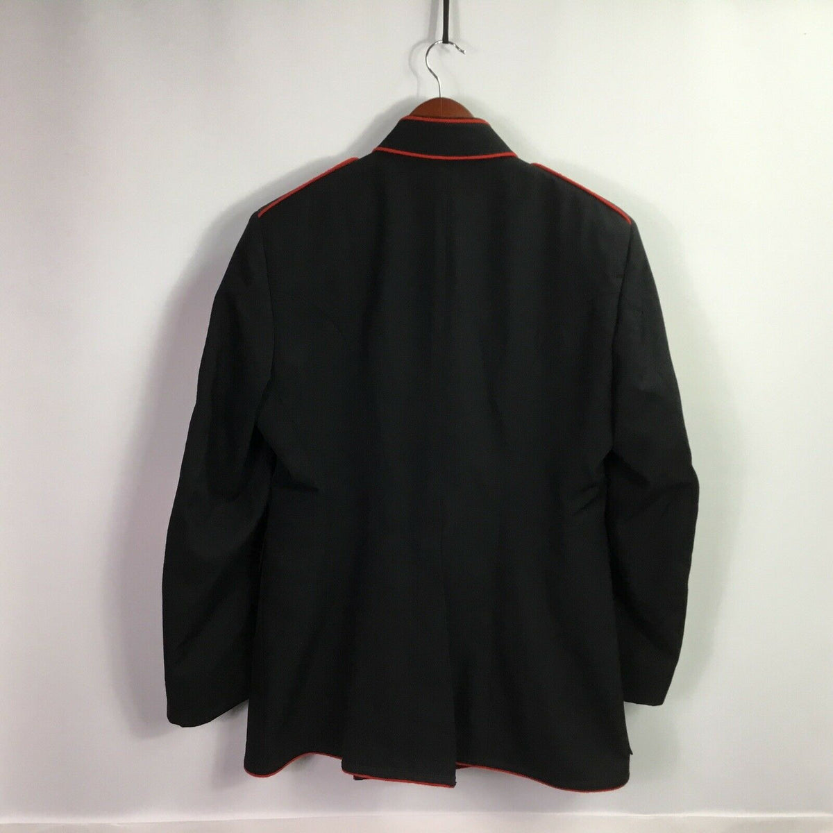 Authentic 41R USMC Dress Blue Jacket