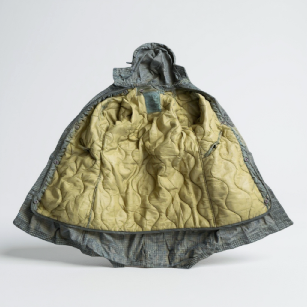 US Desert Night Camouflage Pattern Fishtail Parka *Unissued*