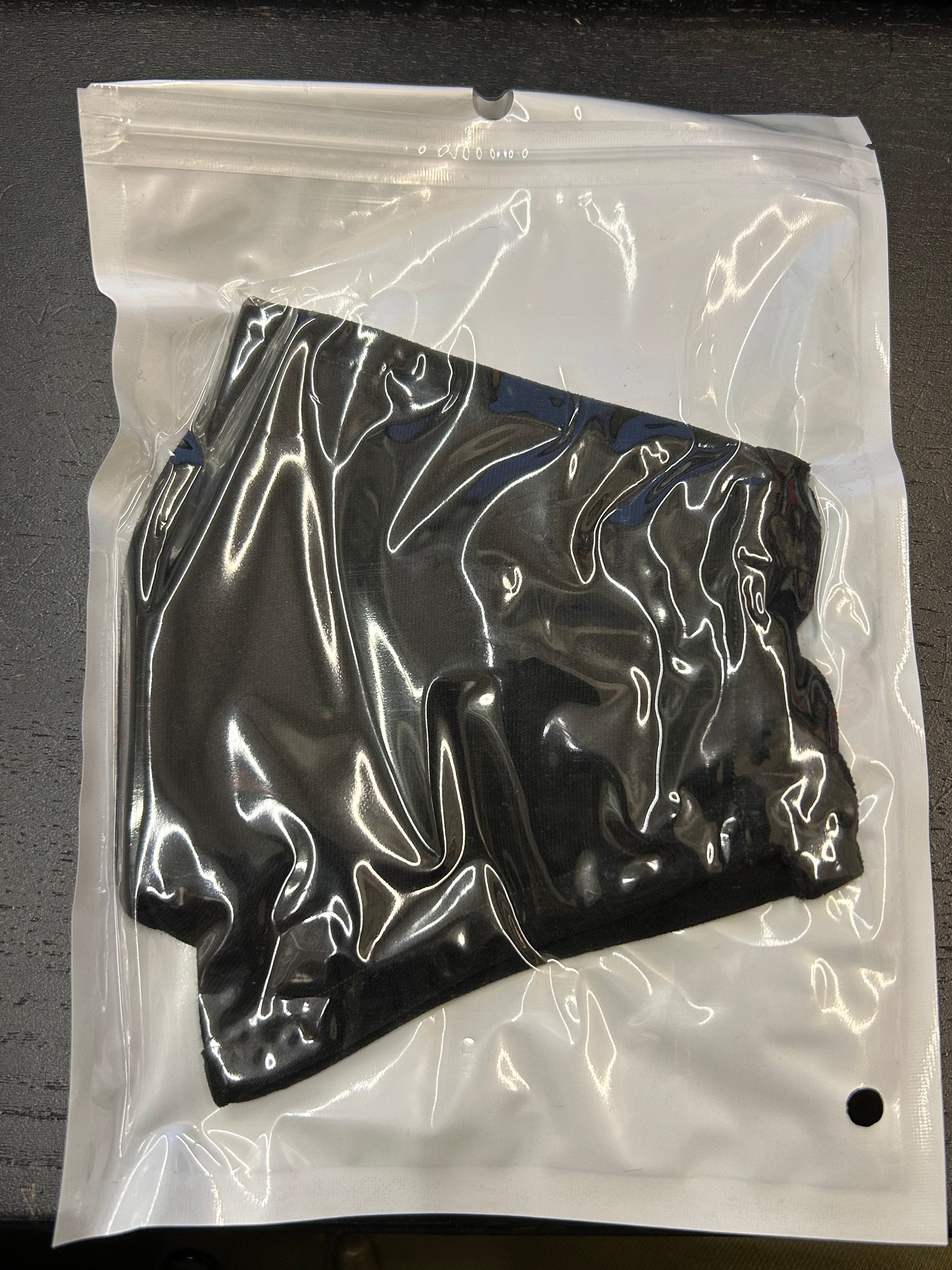 Black Adjustable Reusable Fabric Face Mask - NEW