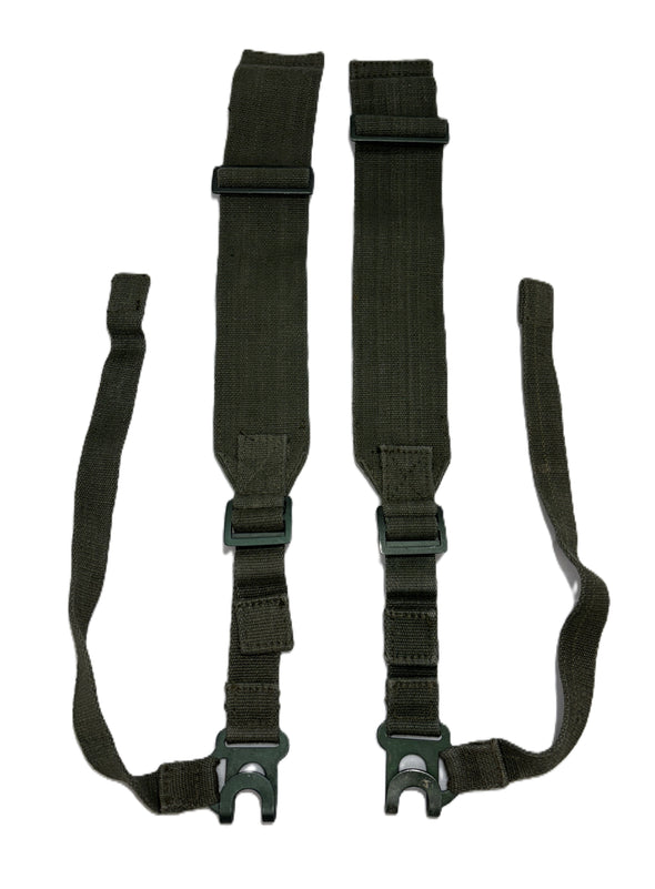 P44 BACK PACK STRAPS Green British Cold War Era *Rare*