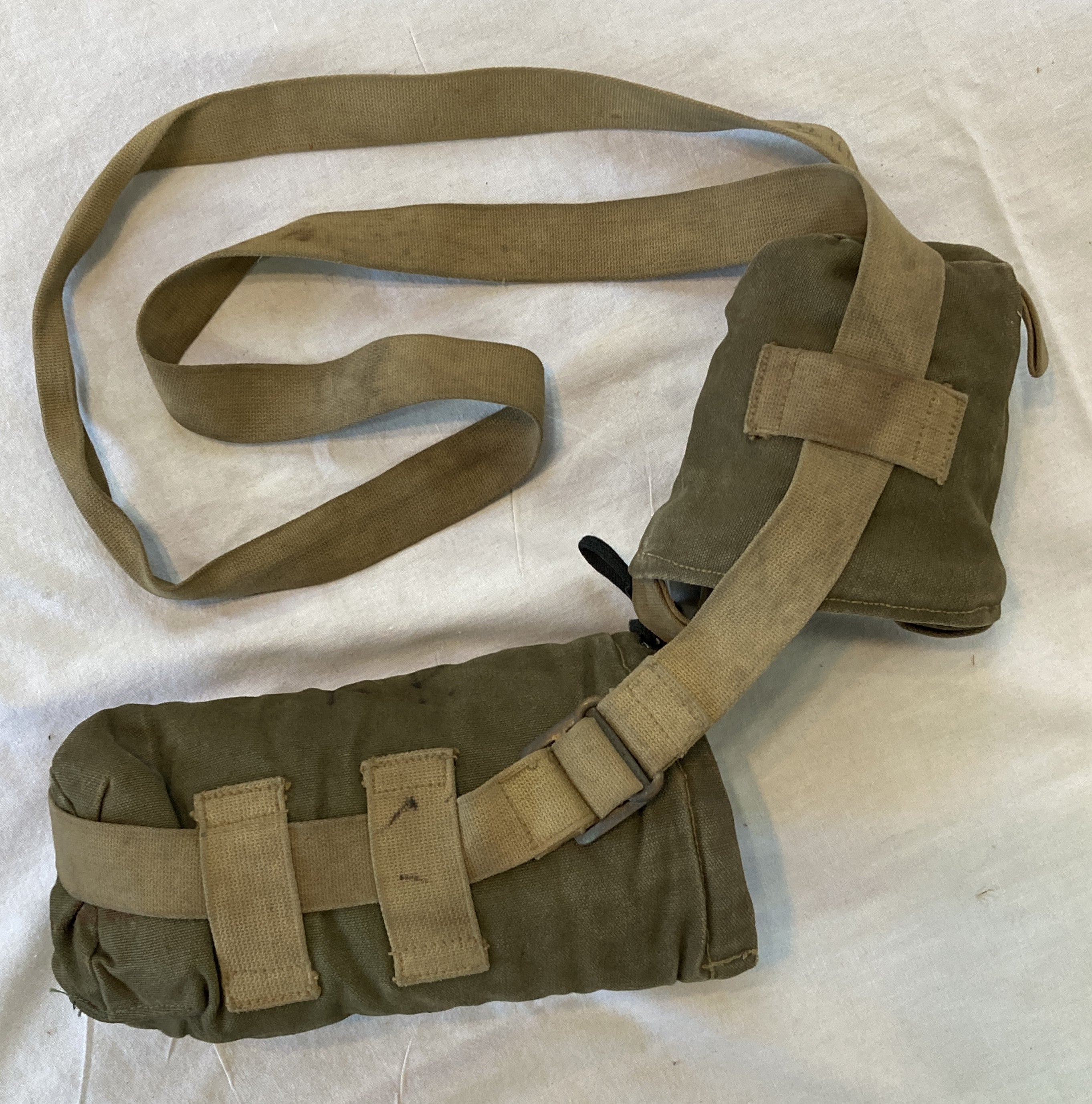 Cylindrical Liquid Container Carry Bag Early 2-Piece Green Canadian Cold War Era