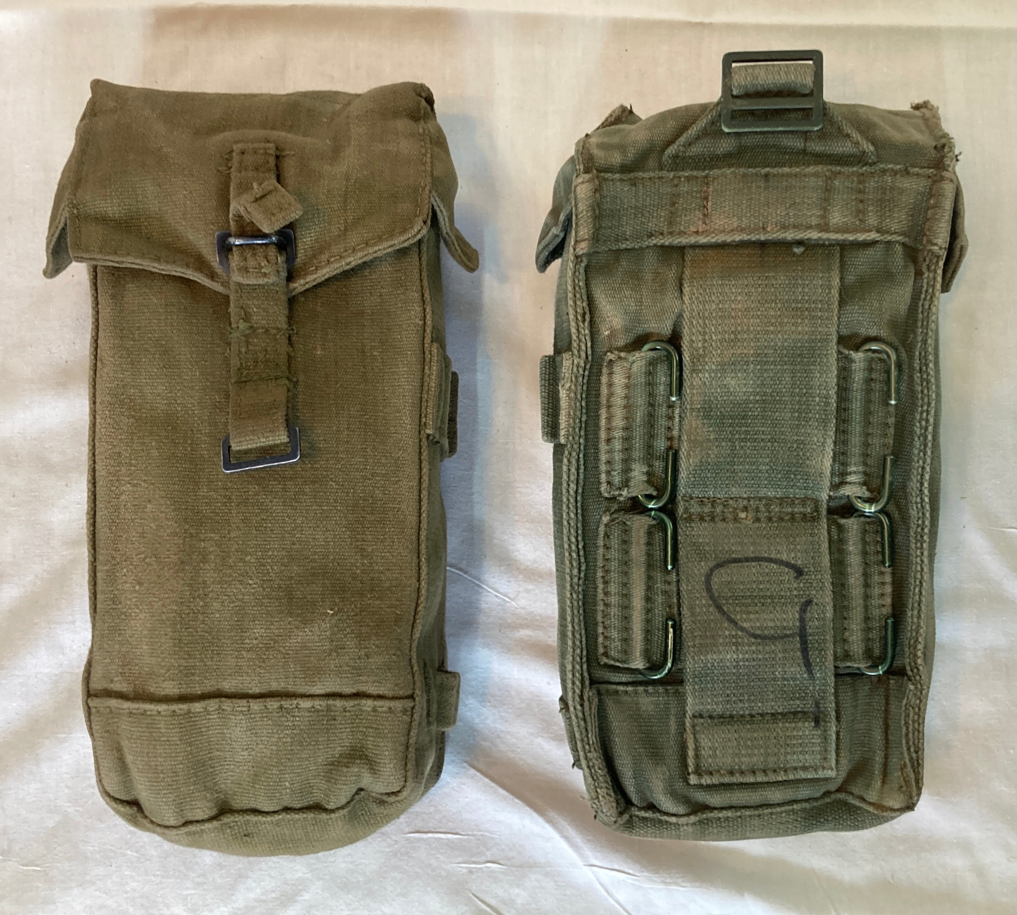 P44 LEFT Side Ammunition Pouch Green British Cold War Era *Rare*