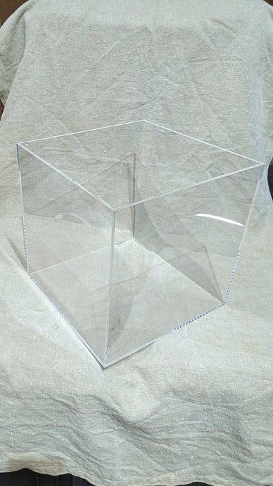 Clear Acrylic Display Case (Cube)