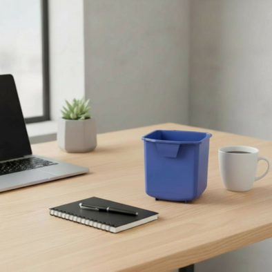 Small Recycling Trash Bin ideal for Desk, Car, Boat, New