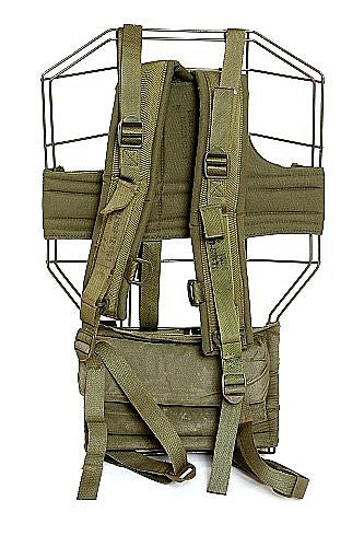 P82 Rucksack Frame and Straps Green Canadian 1980's-1990's – camoLOTS.com
