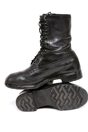 Vintage Canadian MK III Combat Boot – camoLOTS.com Vintage Canadian MK III Combat Boot – camoLOTS.com