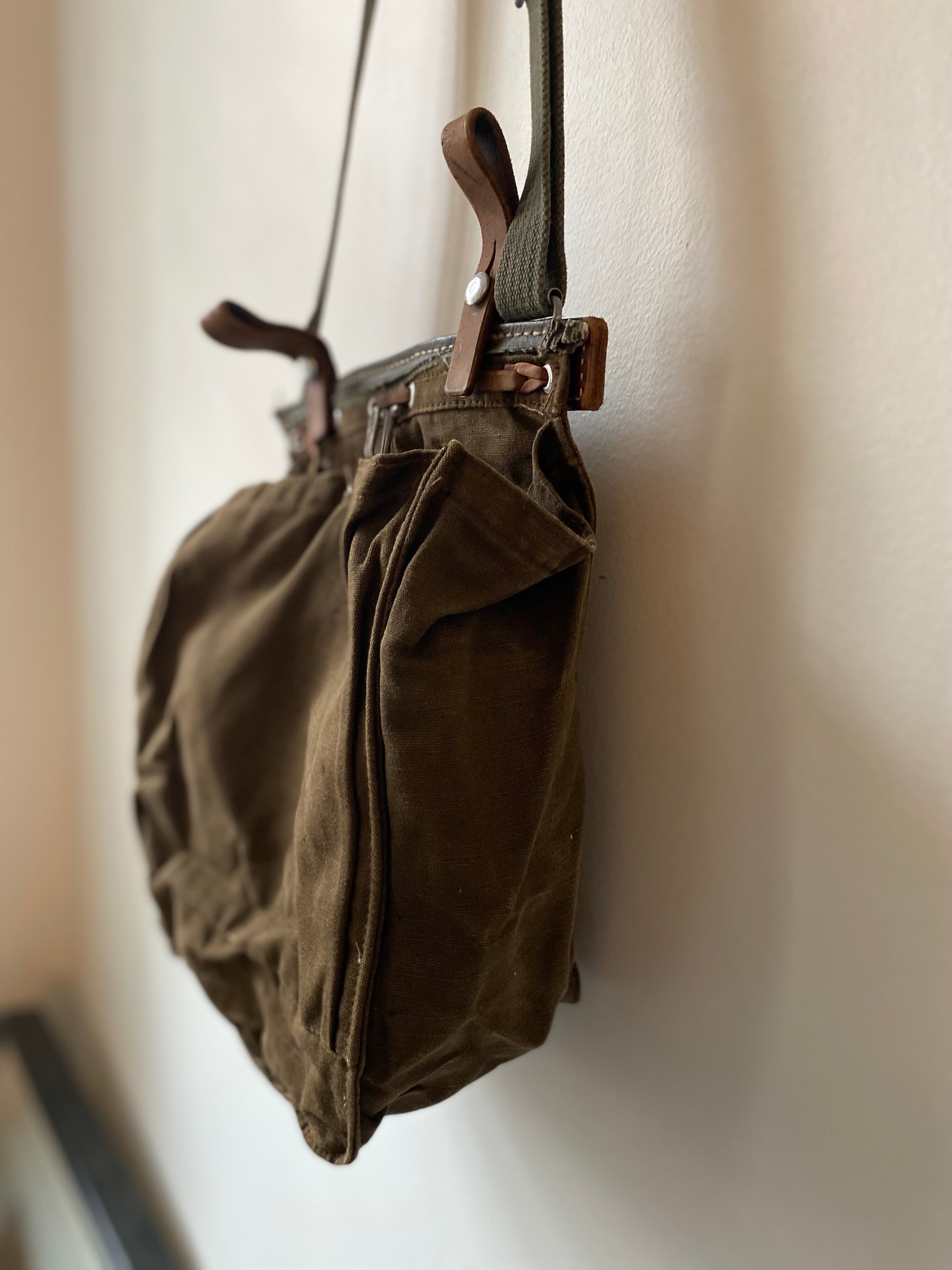 Vintage Fly Fishing Bag, Leather Fly Case & Reels
