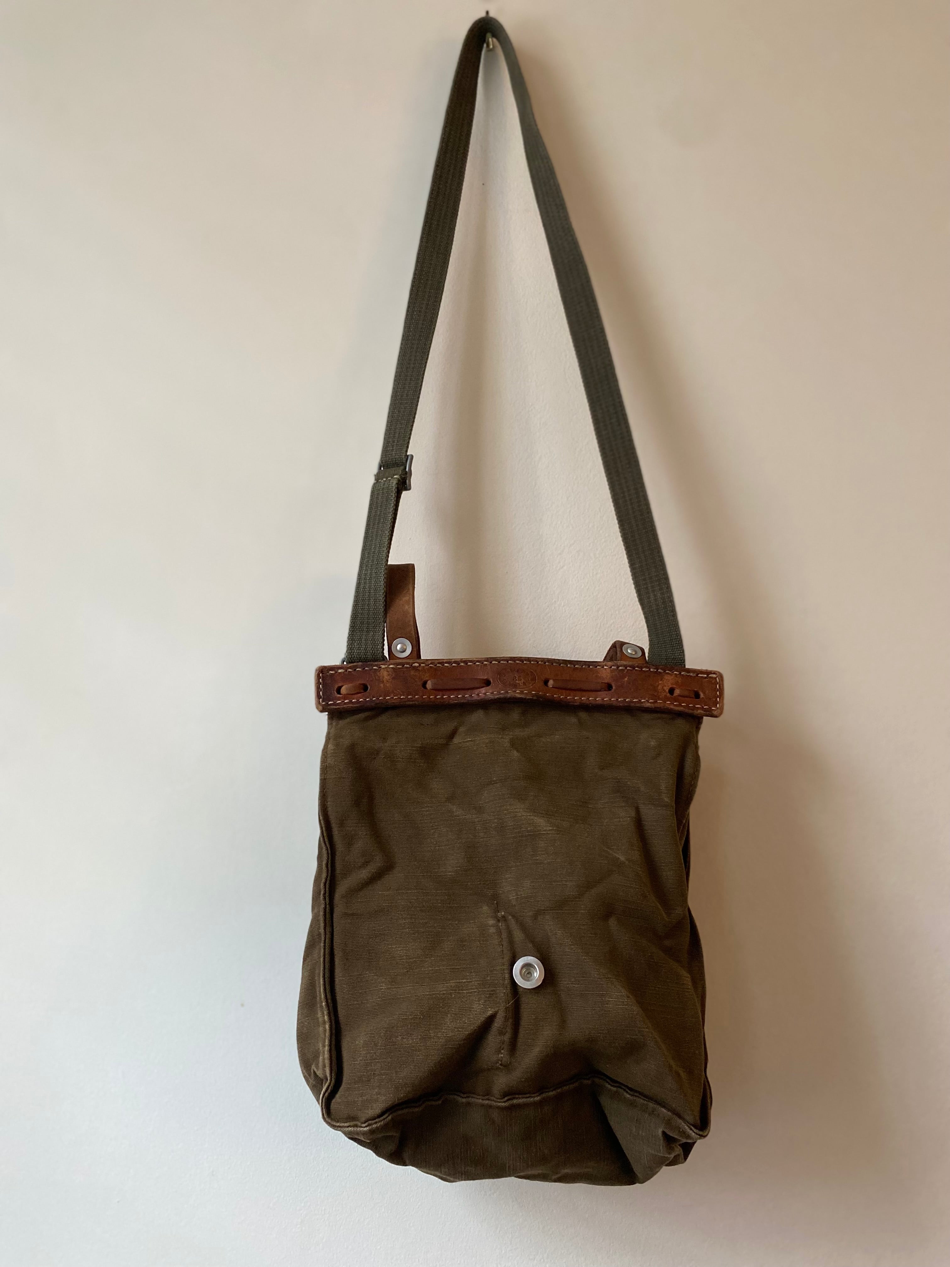 Vintage Swiss Fly-Fishing Bag  Fly fishing bag, Bags, Fish in a bag