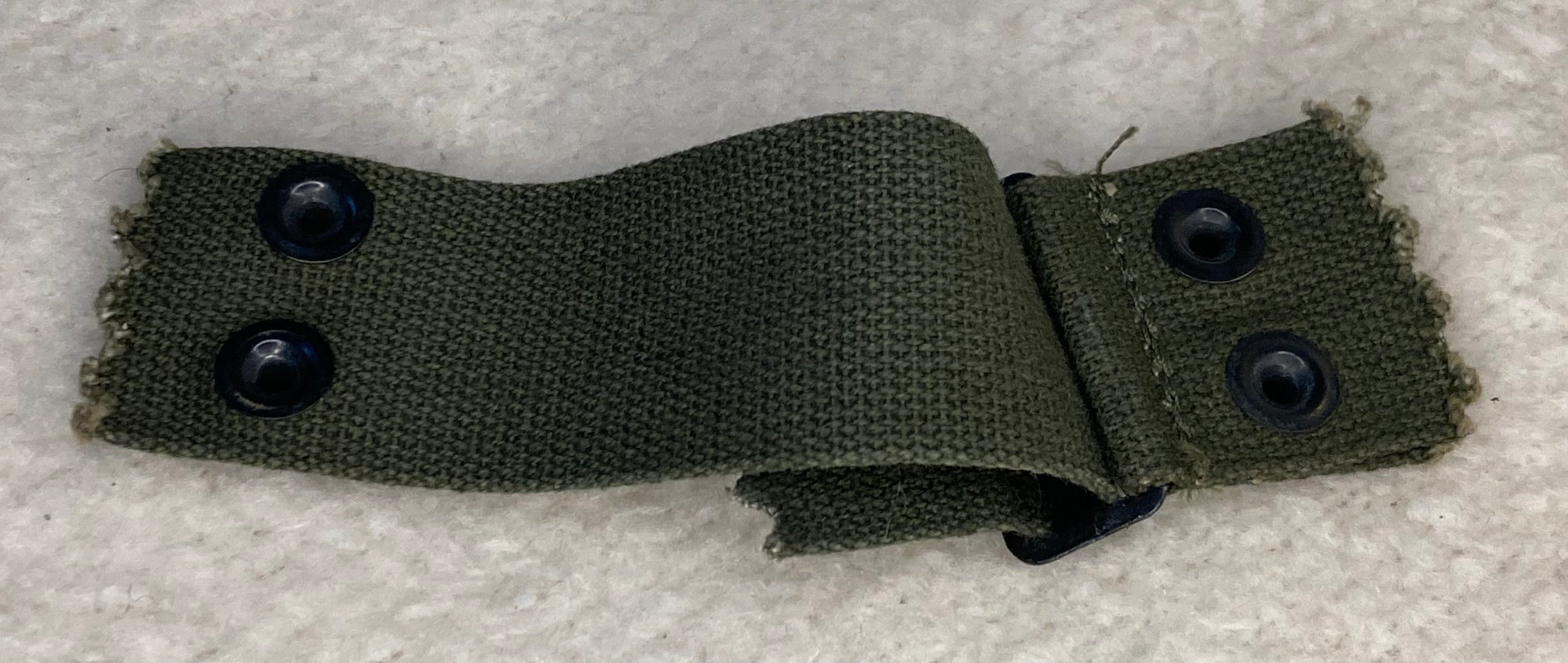 M1 Helmet Liner Adjustable Neckband – 1967 NOS – Original – J M1 Helmet Liner Adjustable Neckband – 1967 NOS – Original – J