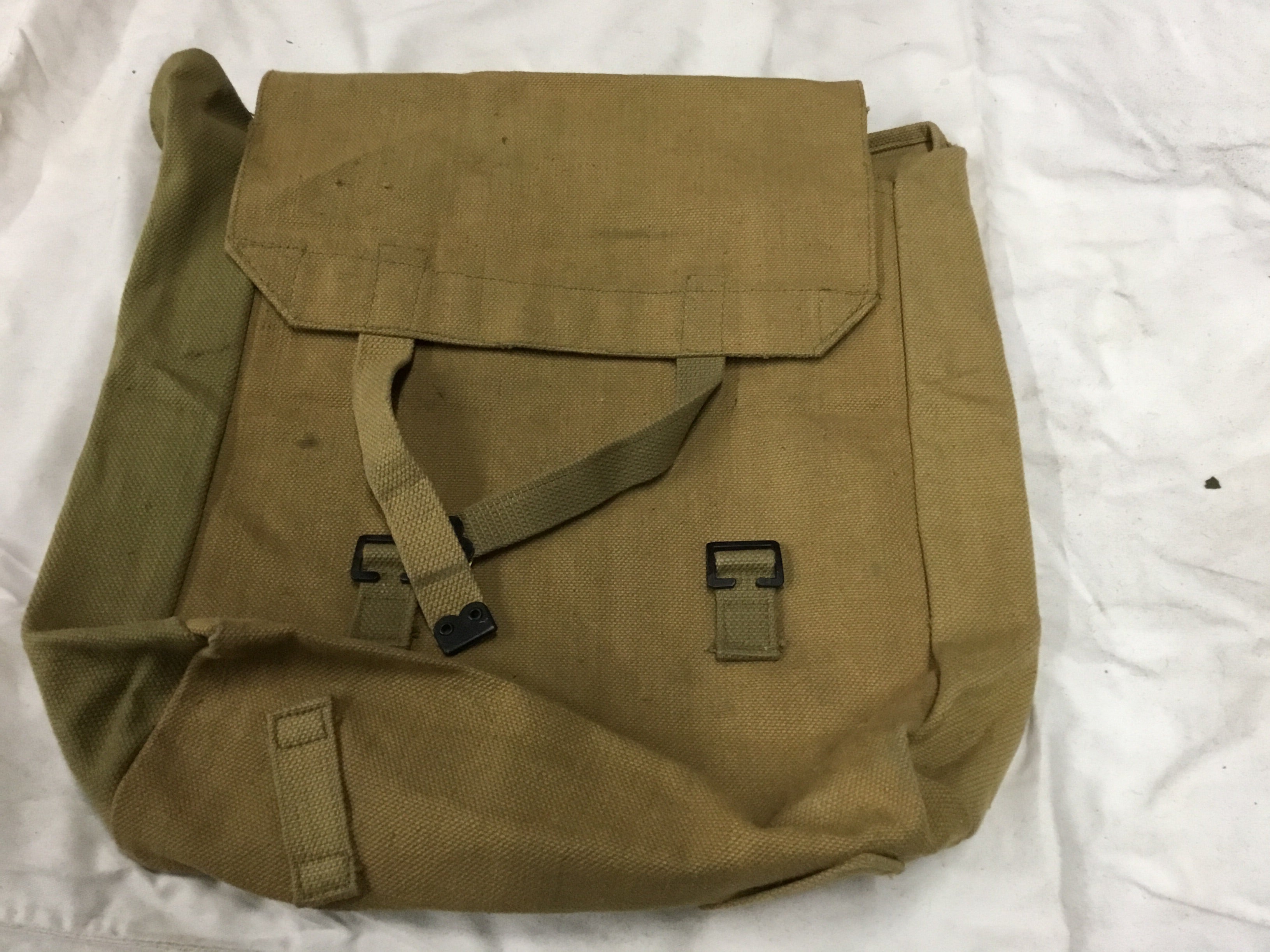 P37 Backpack Khaki British WWII & Postwar