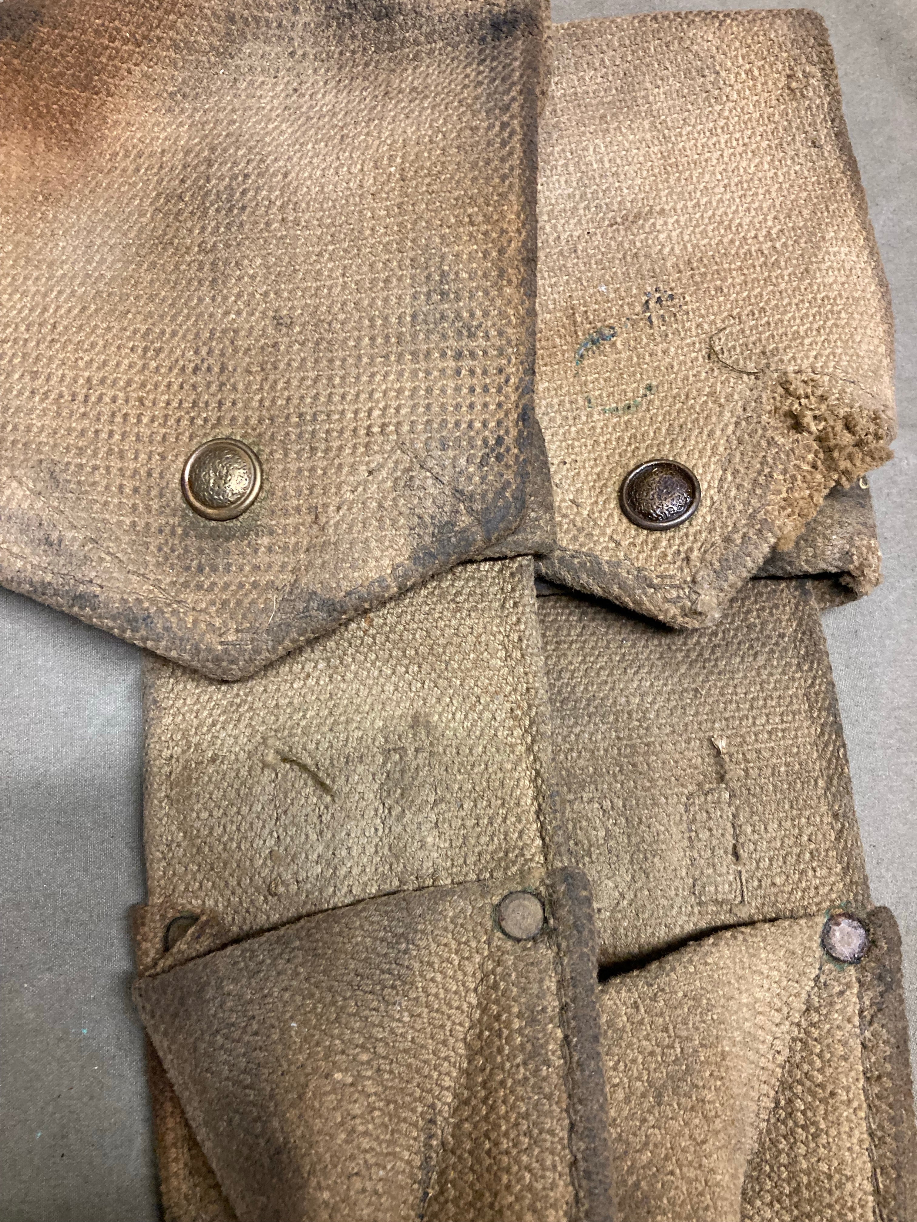 P37 Wire Cutter Pouch Khaki British WWII & Postwar