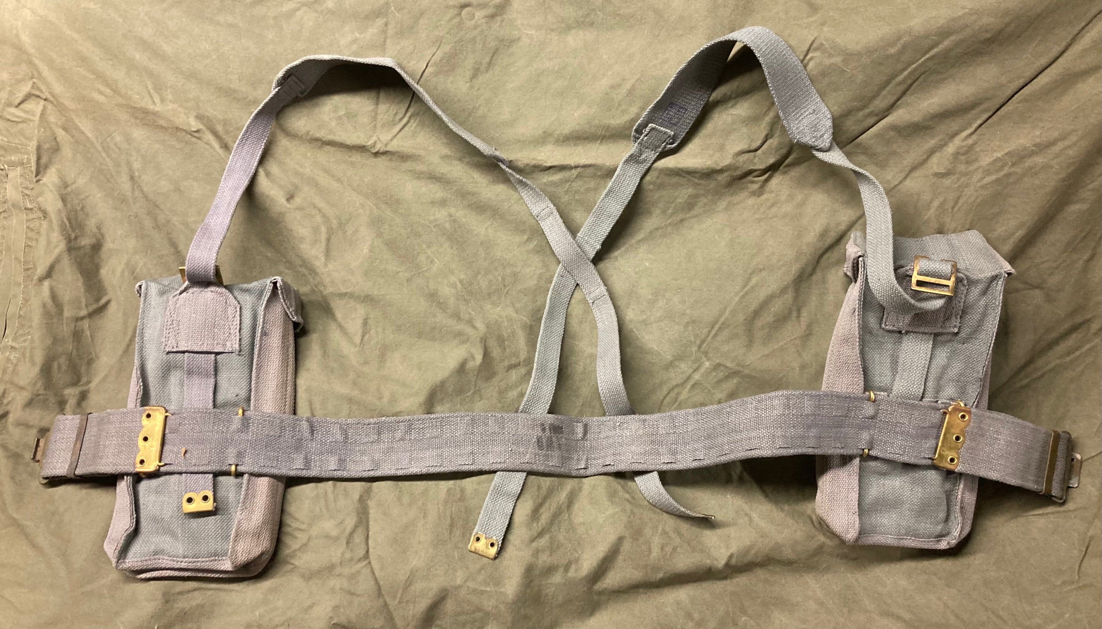 P37 5-Pc Web Set Blue-Gray Belgium Post-WWII