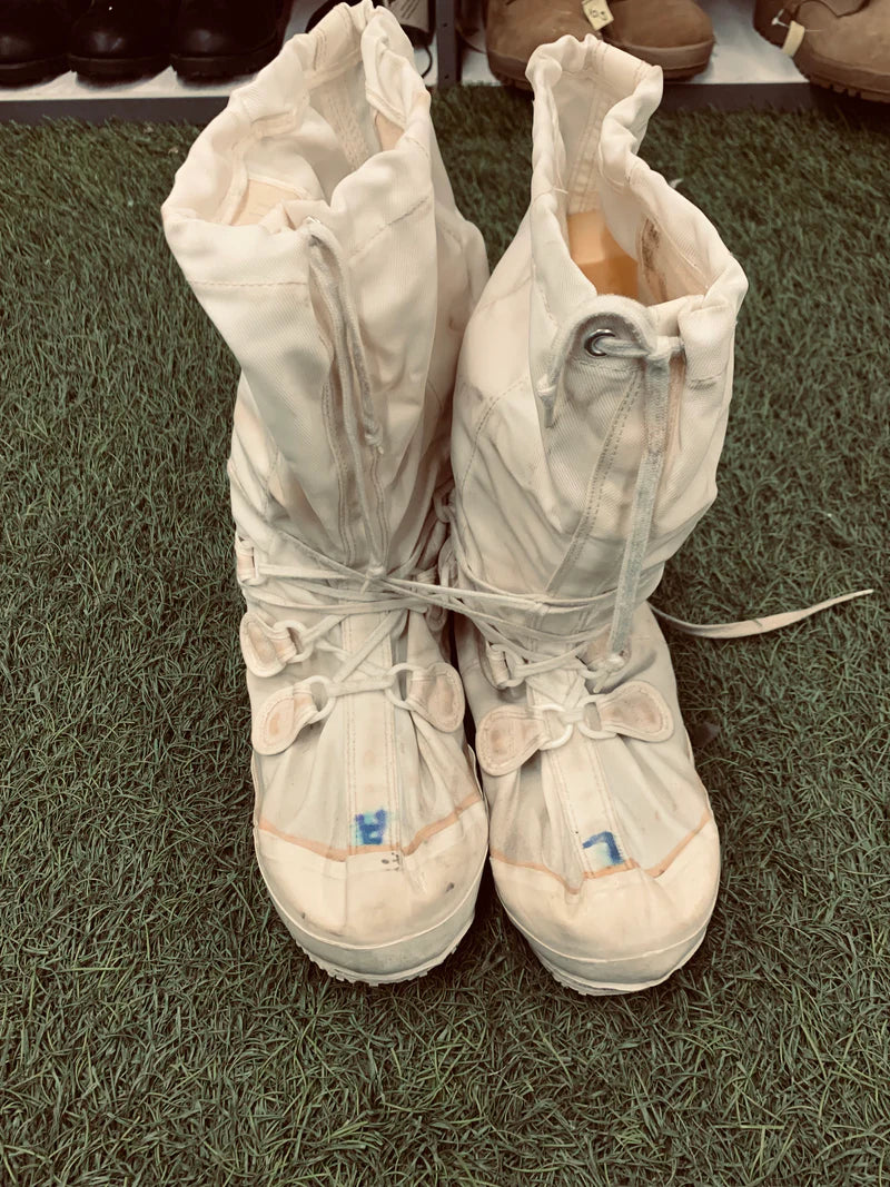 Vintage Canadian Army Arctic Mukluks W Wool Liner THE REAL DEAL