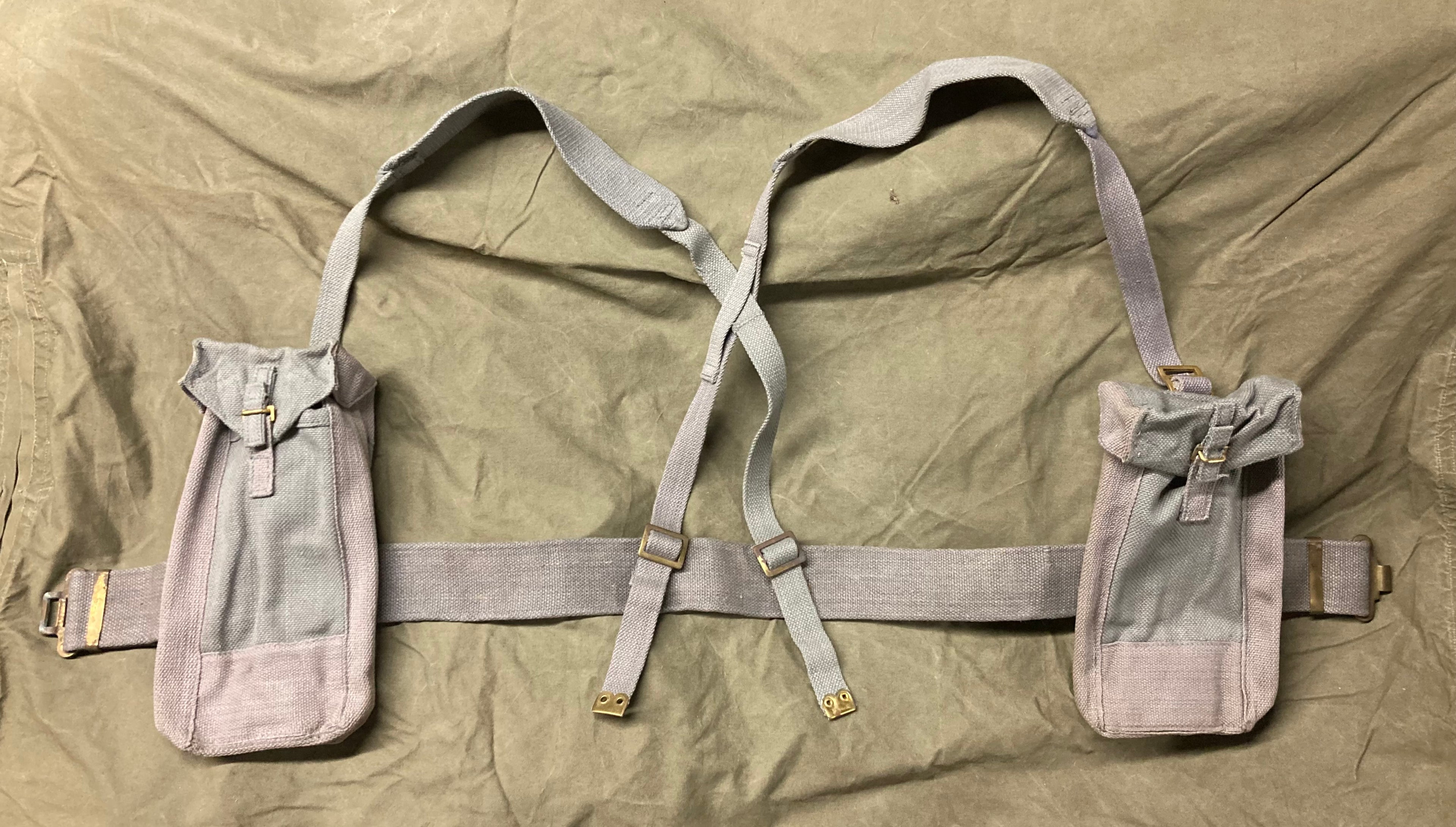 P37 5-Pc Web Set Blue-Gray Belgium Post-WWII